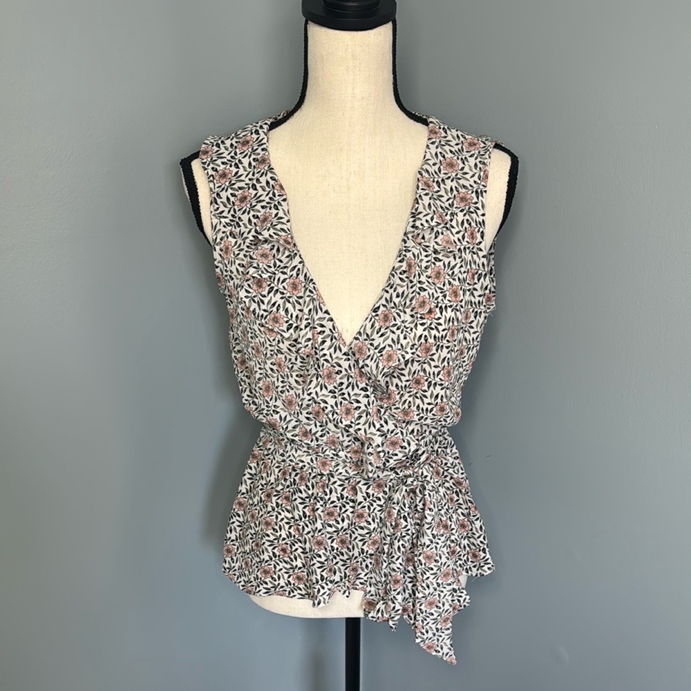 Max Studio Women’s White/Pink Floral Sleeveless Faux Wrap Blouse Top Sz XS